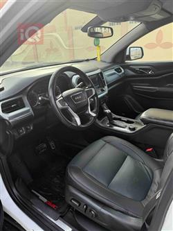 GMC Acadia